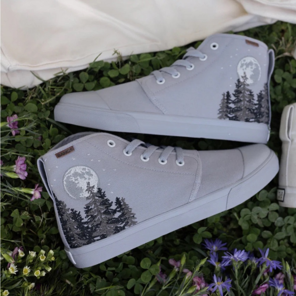 Bangs Carolina Tree High Top Shoes - women’s us size 7.5